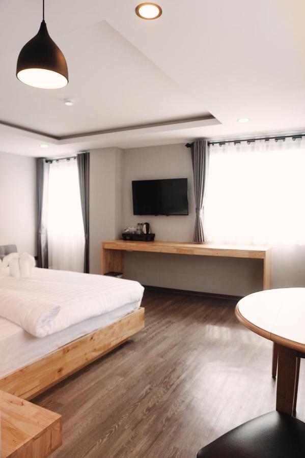 Peppy Hotel-Pepperyhills Hotel Τσιάνγκ Μάι Εξωτερικό φωτογραφία